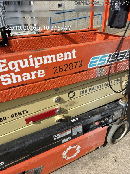 2022 JLG ES1932