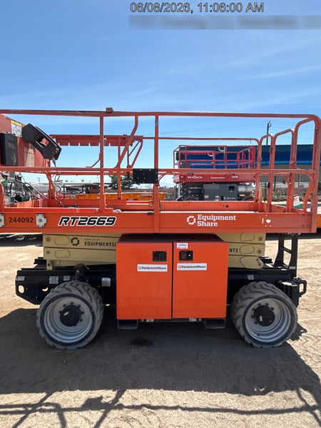 2022 JLG RT2669