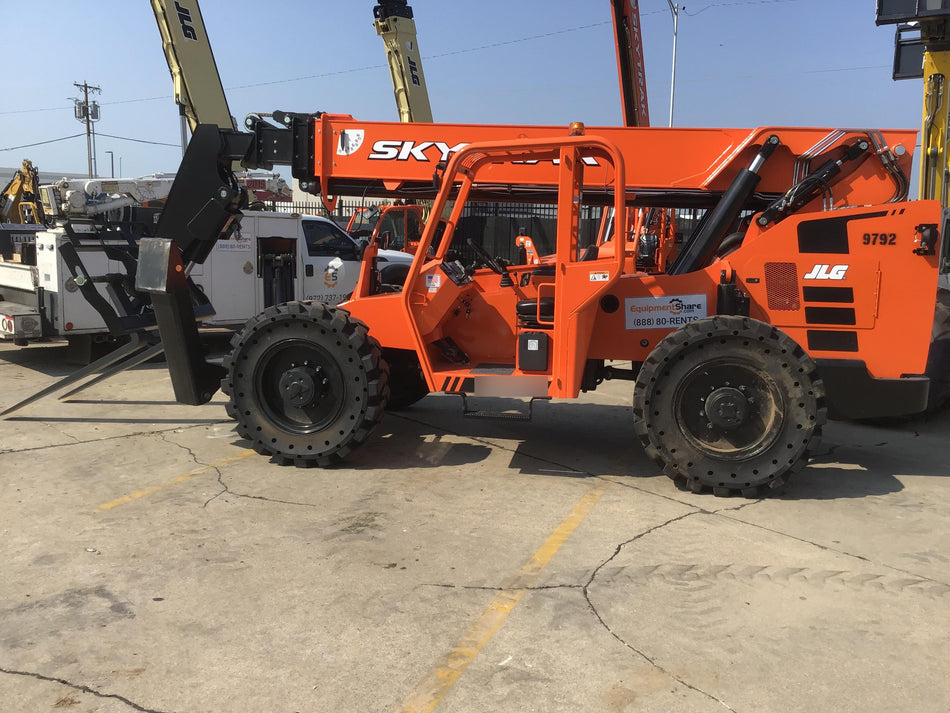 2018 SKYTRAK 10054