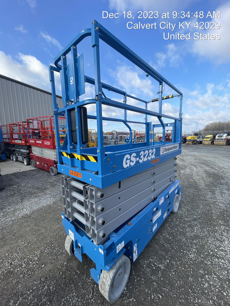 2023 GENIE GS-3232