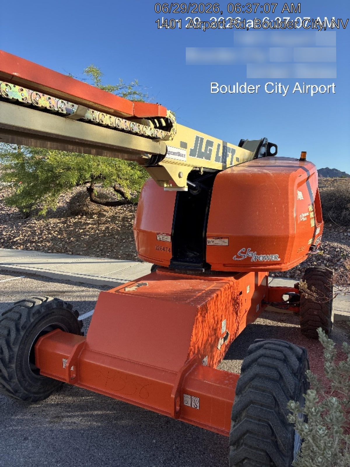2023 JLG 460SJ