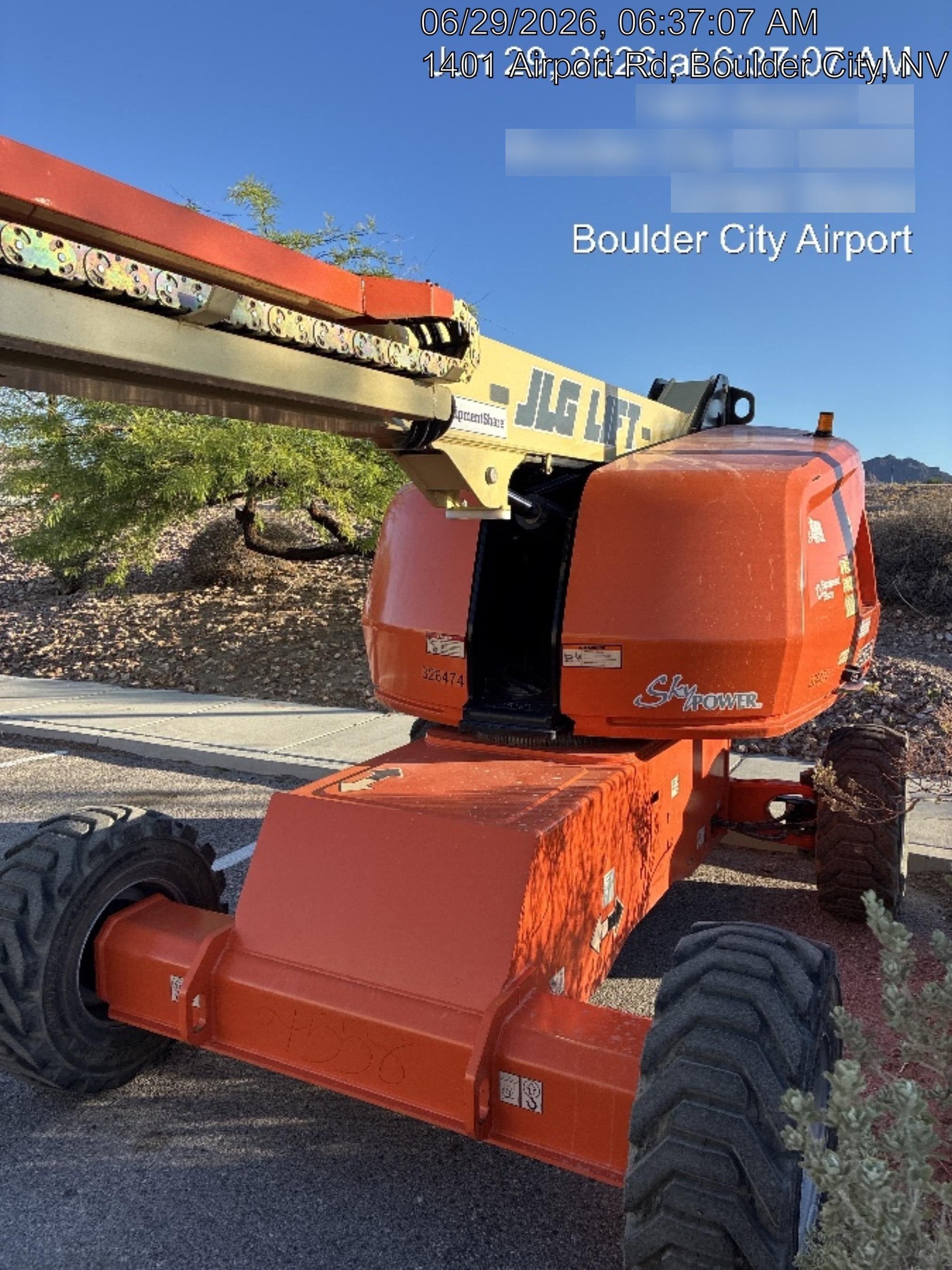 2023 JLG 460SJ