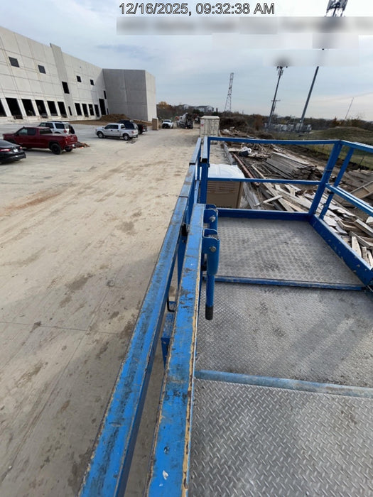 2018 Genie GTH-1056 Genie GTH-1056 w/CAB, Solid Tires, Work Lights, 60" carriage/forks, cab mesh, beacon