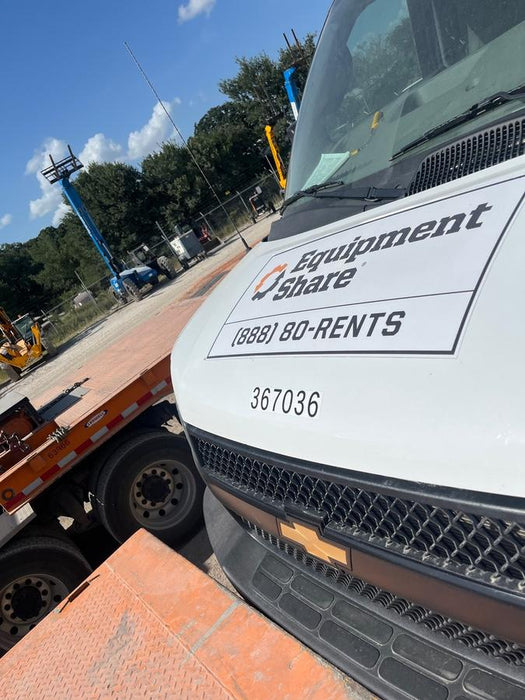 2023 CHEVROLET Express Van - Rental