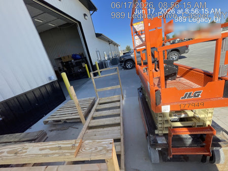 2021 JLG ES1932