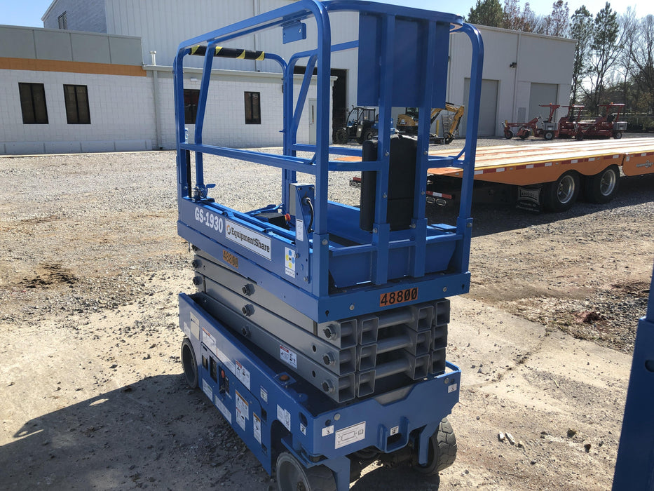 2019 Genie GS-1930 Fixed Rails with Chain Entry