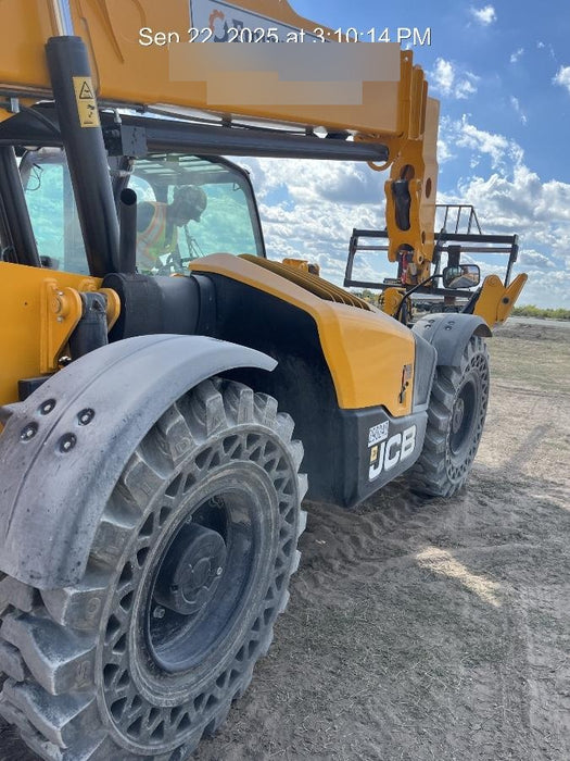 2023 JCB 512-56