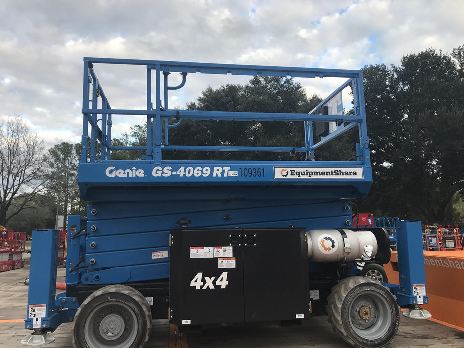 2020 GENIE GS-4069 RT