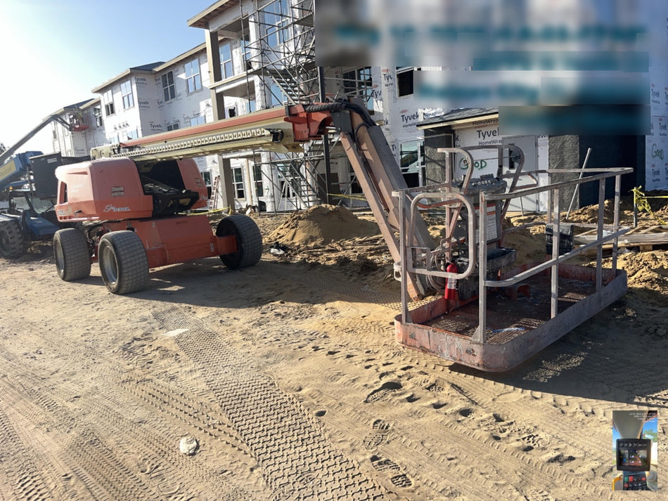 2022 JLG 660SJ
