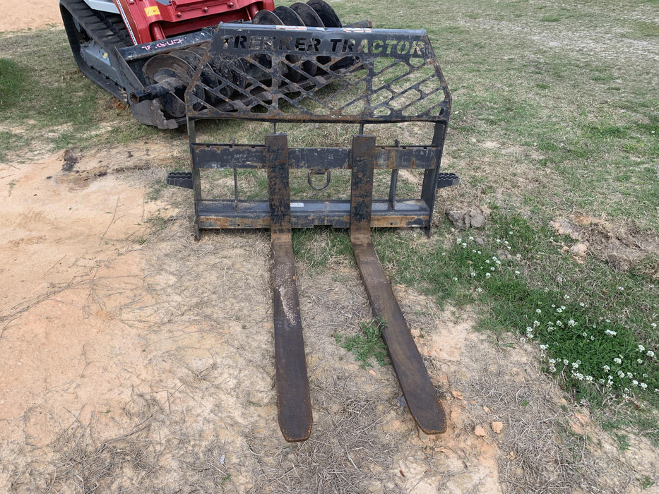 2019 BRADCO 48" Skid Loader Pallet Forks