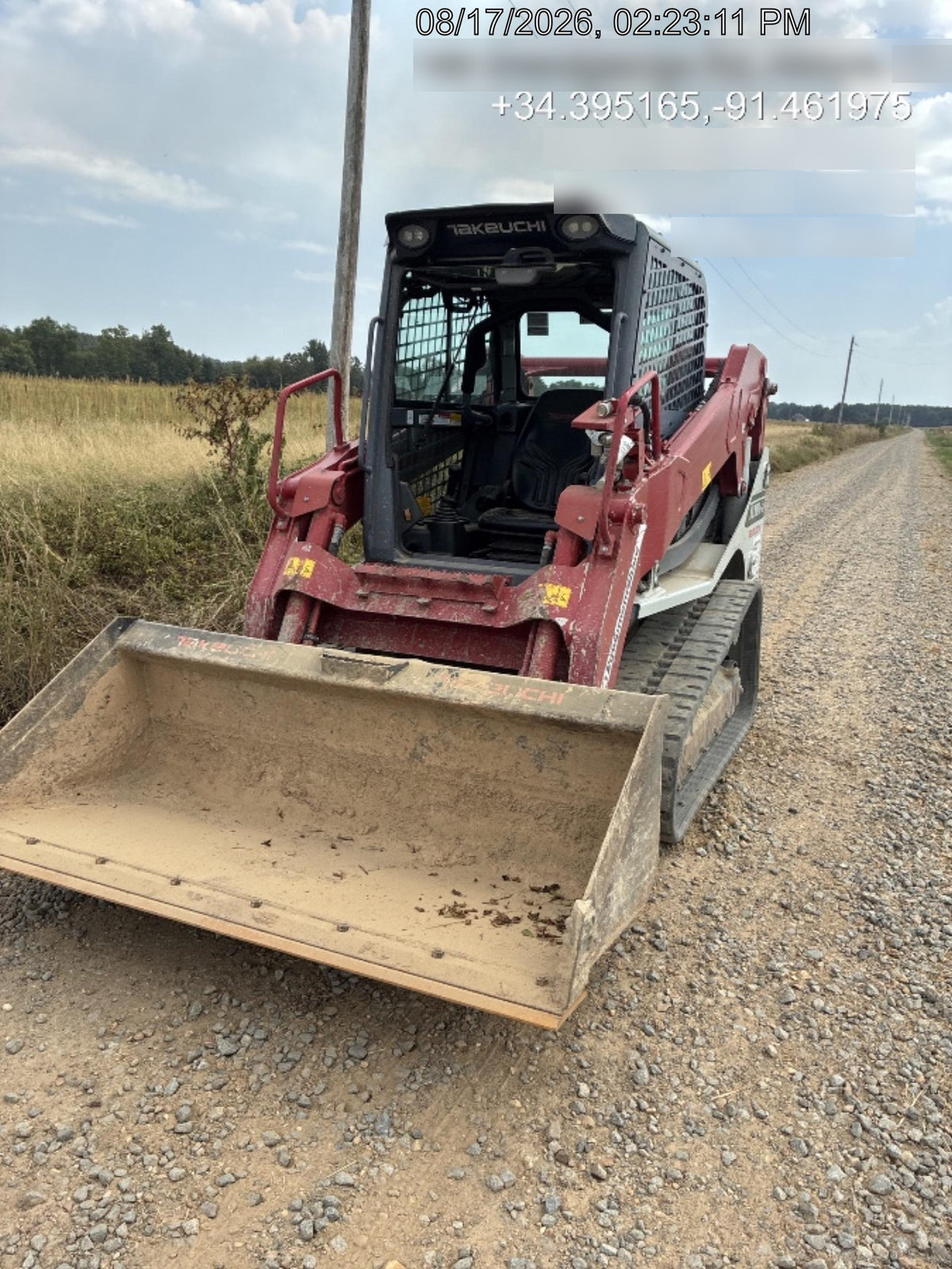 2023 TAKEUCHI TL10V2-CR