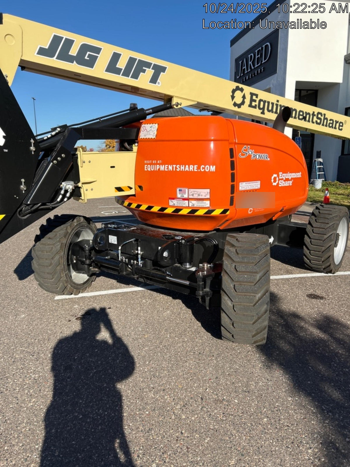 2025 JLG 600AJ