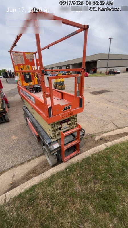 2022 JLG ES2632