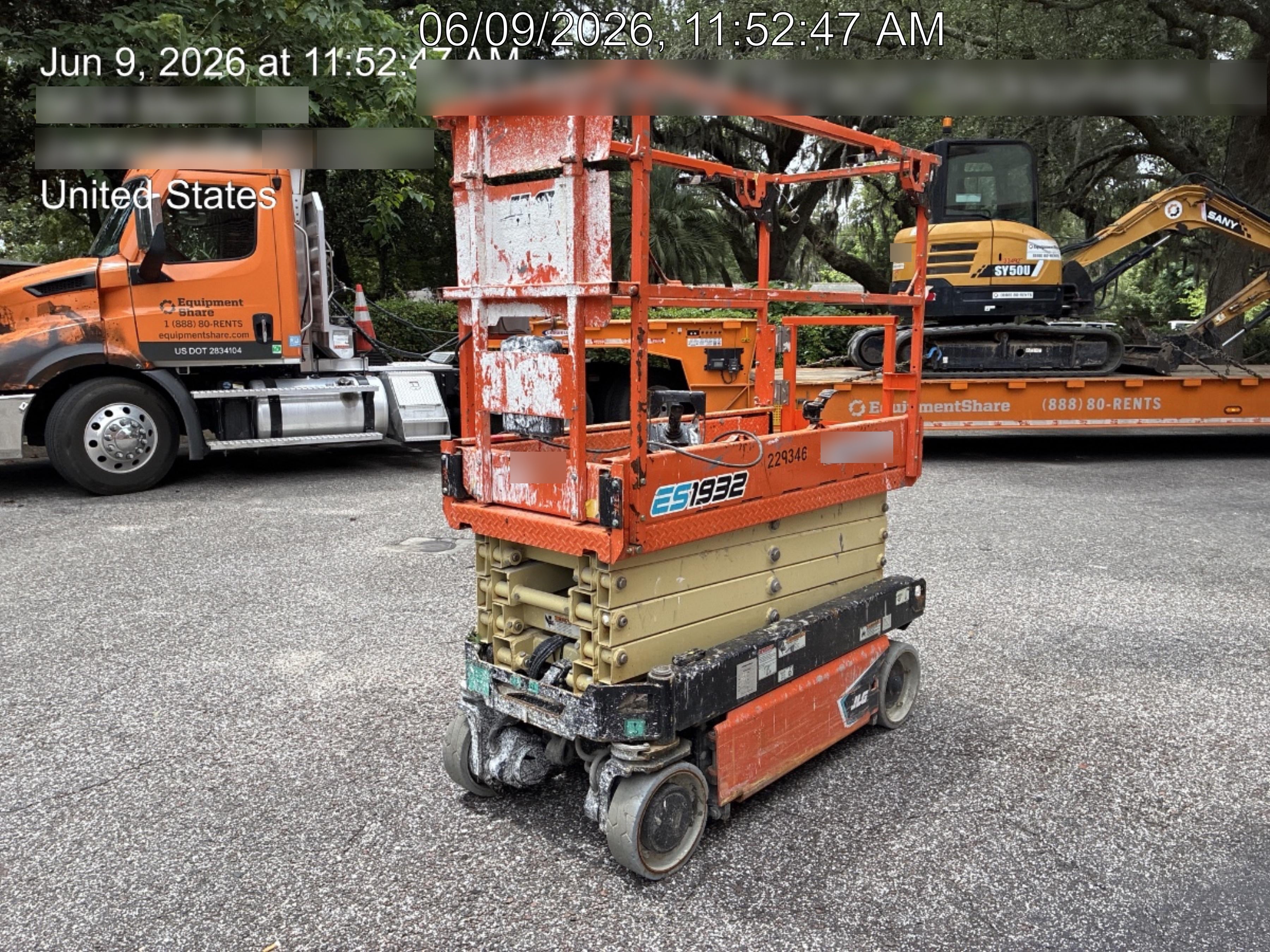 2022 JLG ES1932