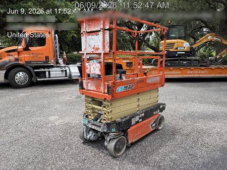2022 JLG ES1932