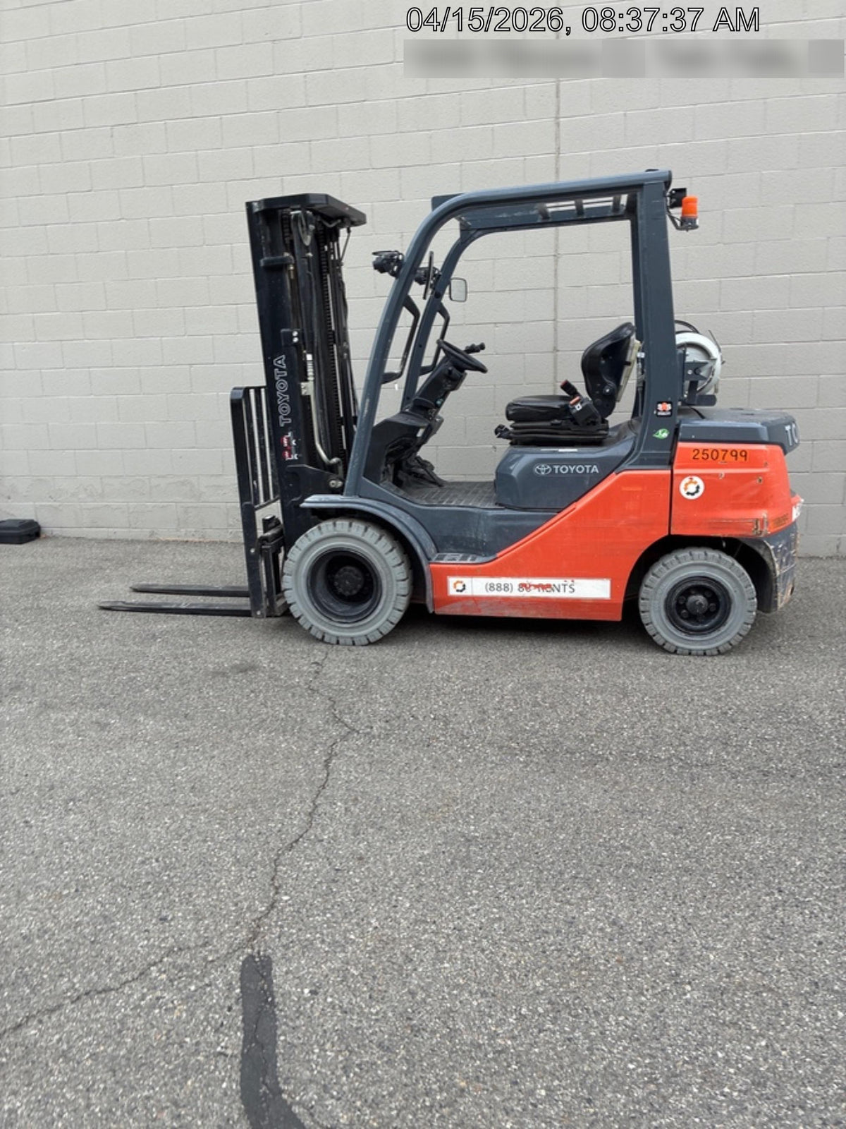 2022 TOYOTA 50-8FGU25