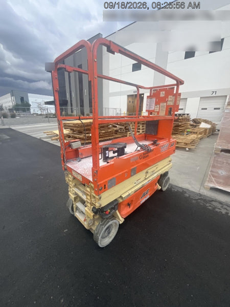 2016 JLG 1930ES