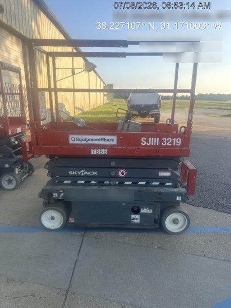 2018 Skyjack SJIII-3219 Skyjack SJIII3219 Scissor Lift w/Trojan Batteries