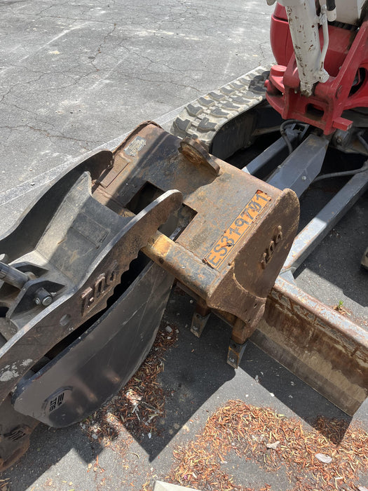 2024 STEEL UNLIMITED 12" Bucket, Mini Excavator. Steel Unlimited