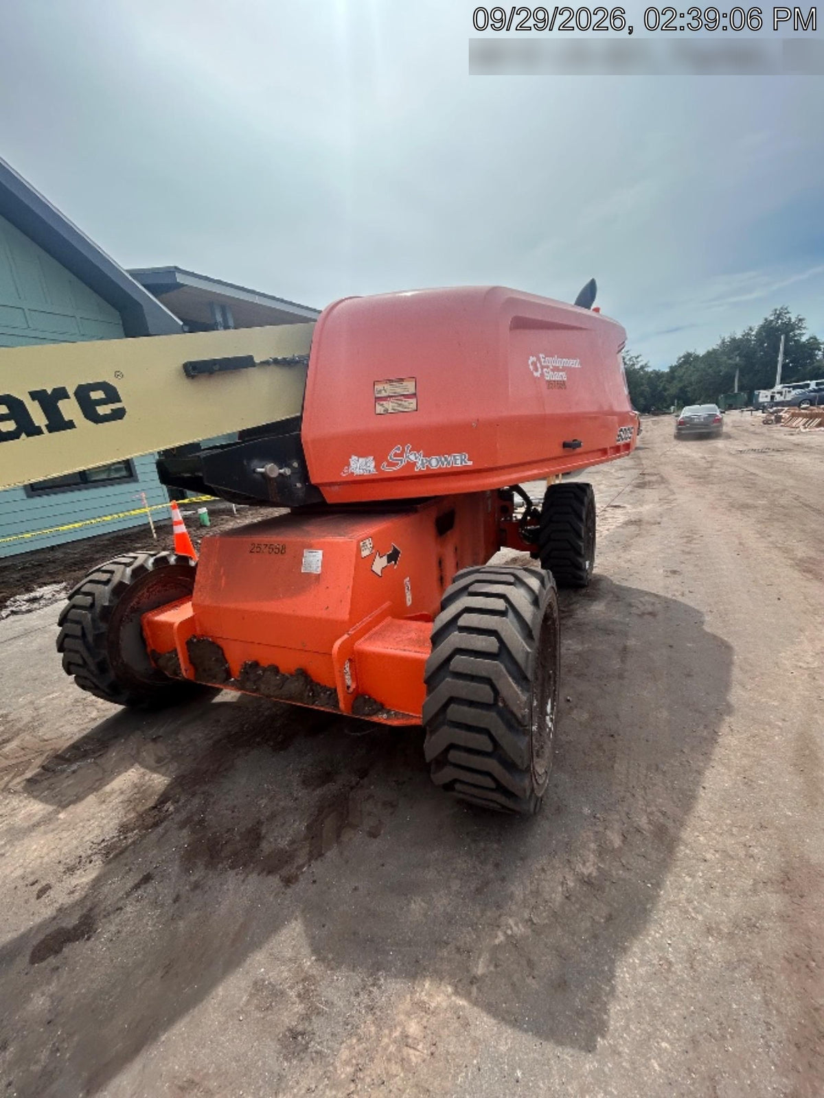 2022 JLG 600S