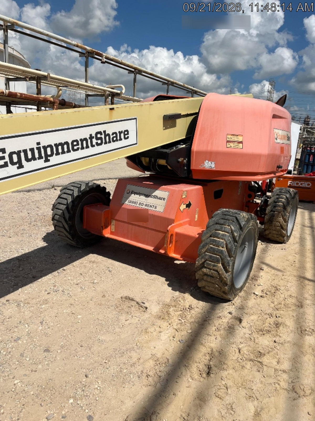 2019 JLG 660SJ