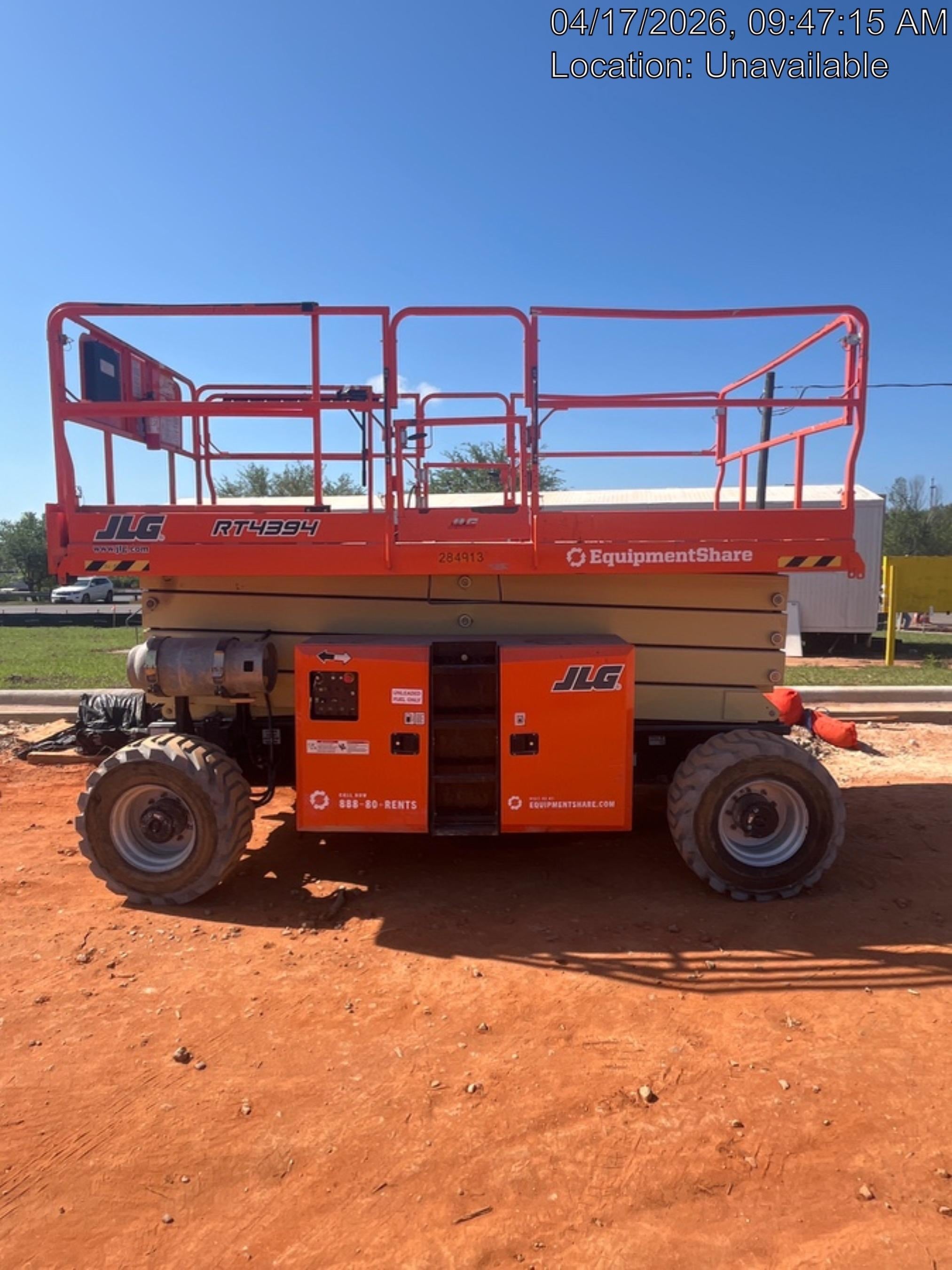 2022 JLG RT4394