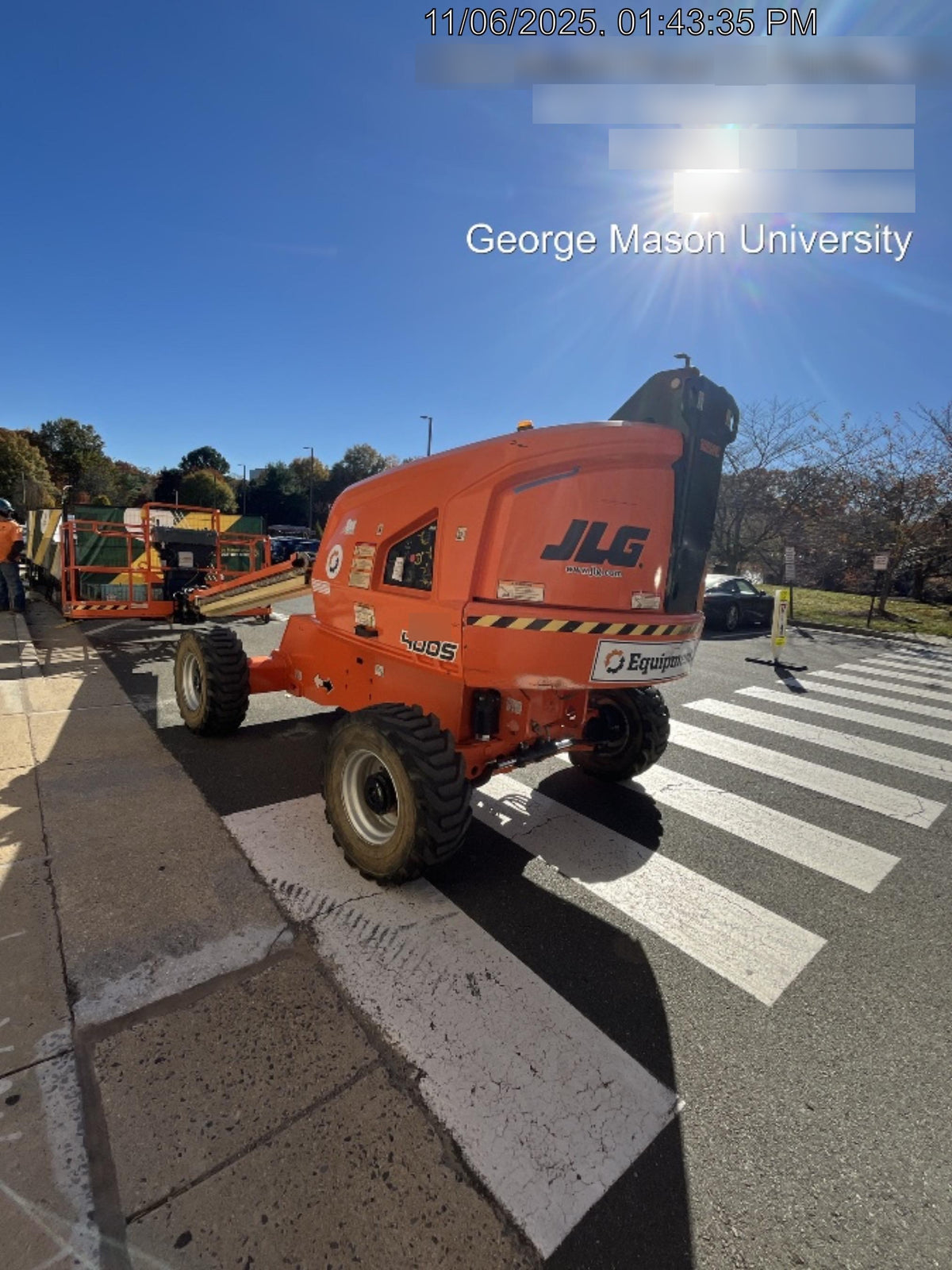 2021 JLG 400S