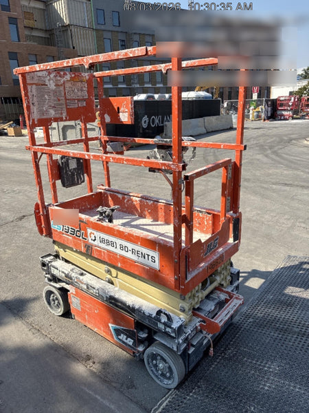 2021 JLG ES1330L