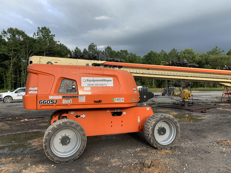 2019 JLG 660SJ