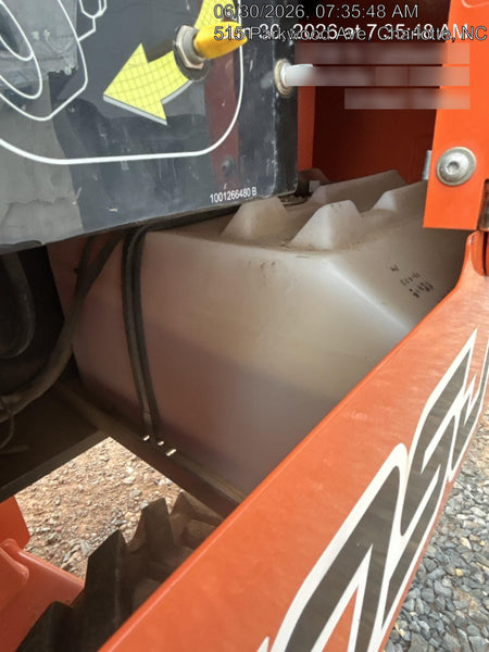 2022 JLG 860SJ