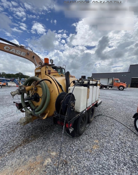 2021 Vac-Tron LP573XDT T4 Koehler Diesel Engine, 500 Gallon Debris Tank, x2 100 Gallon Water Tanks