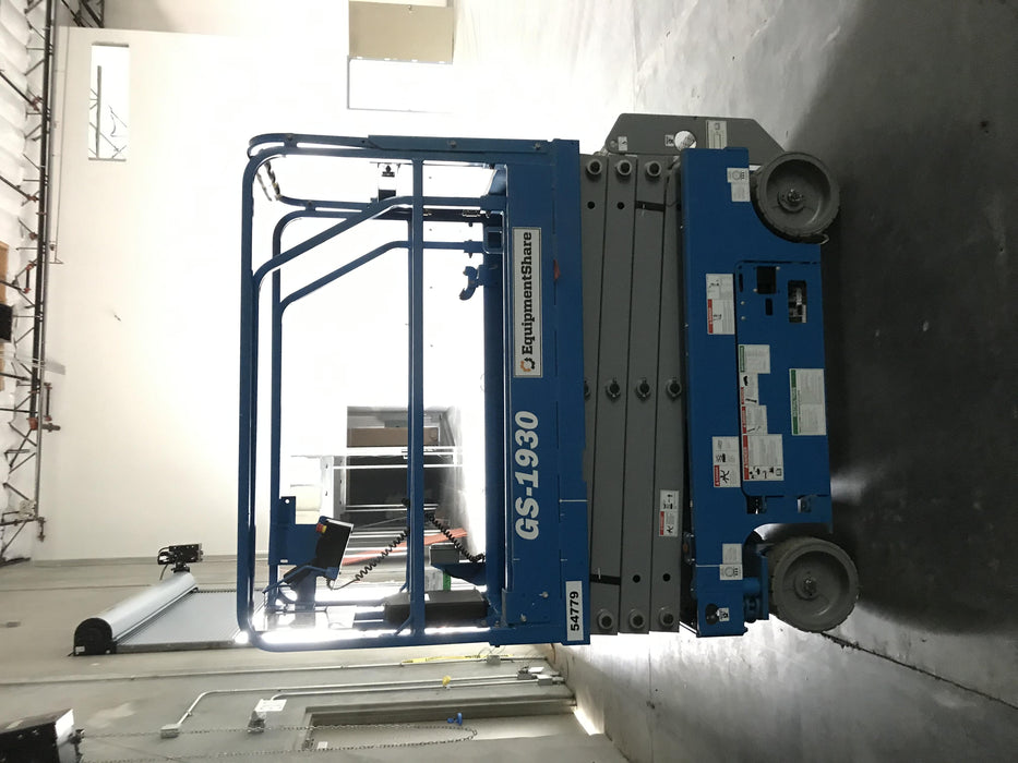 2019 Genie GS-1930 Half Height Swing Gate, 800W Inverter