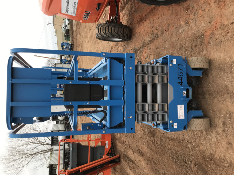 2019 Genie GS-1930 Fixed rails with chain Entry