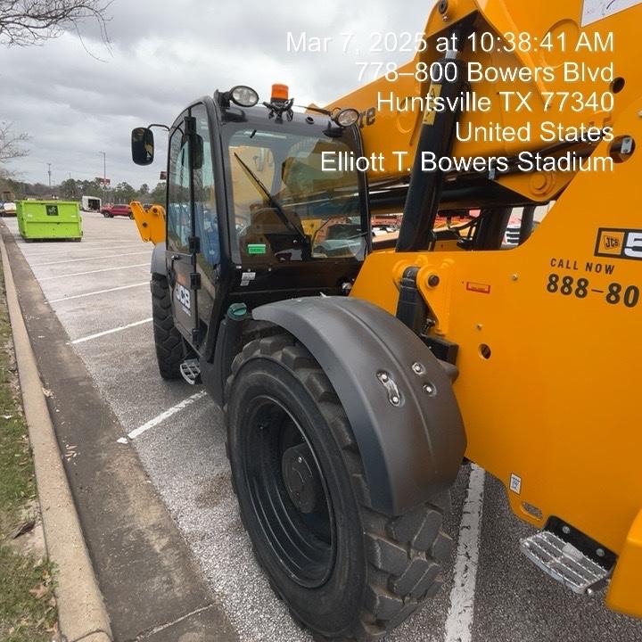2025 JCB 512-56