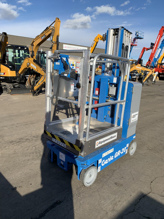 2021 GENIE GR-20