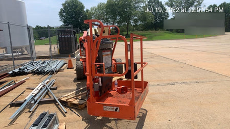 2019 JLG E450AJ
