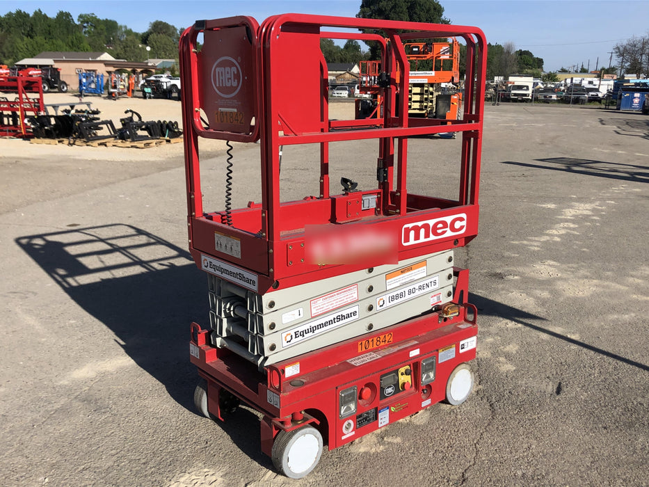 2020 MEC 1330SE Solid NM Tires, Steel Swing out Doors, LCS, Beacon, 900W Invertor