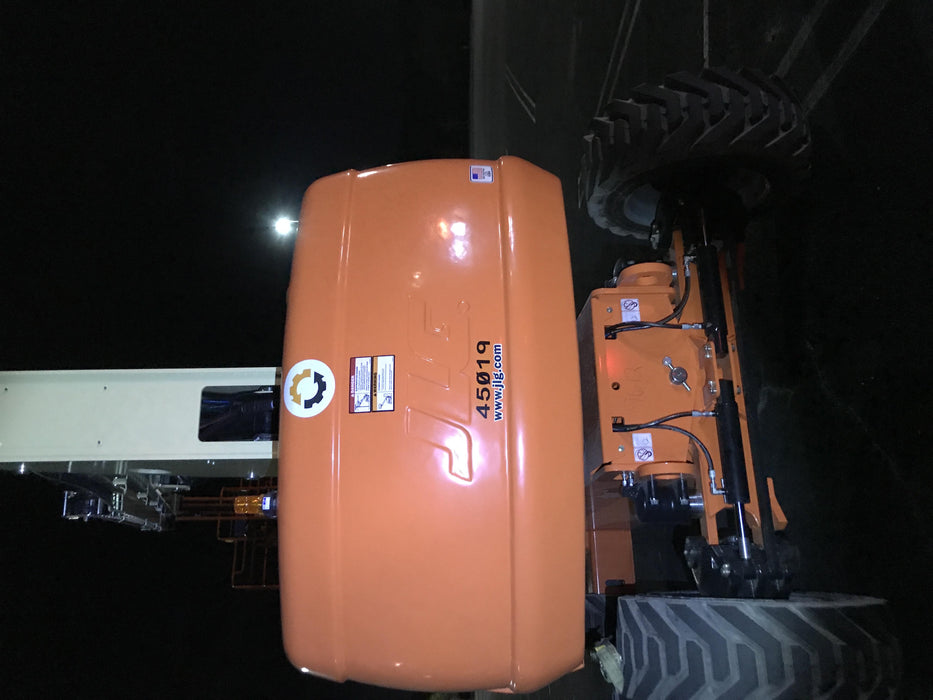 2019 JLG 860SJ