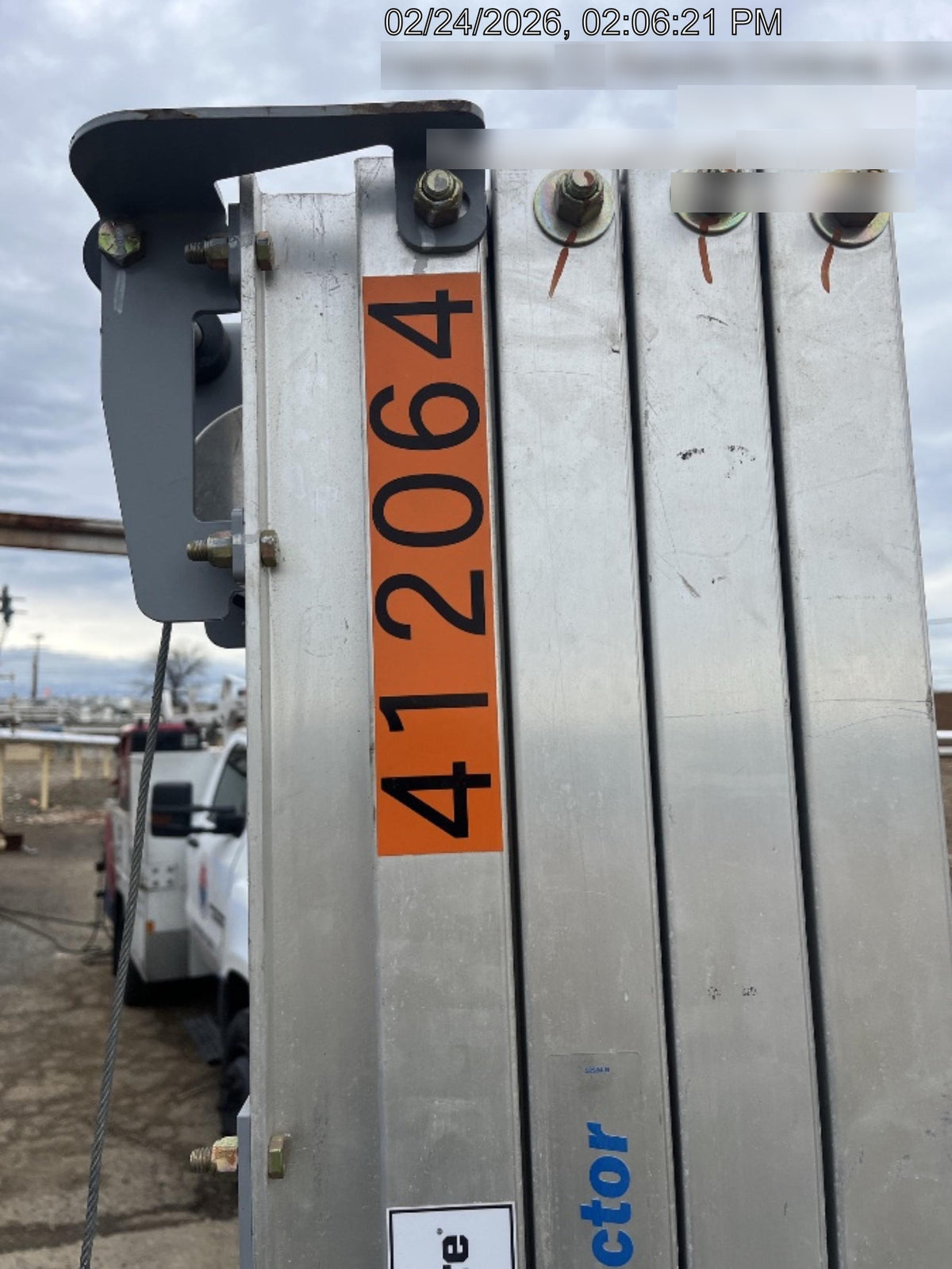 2024 GENIE SLC-24