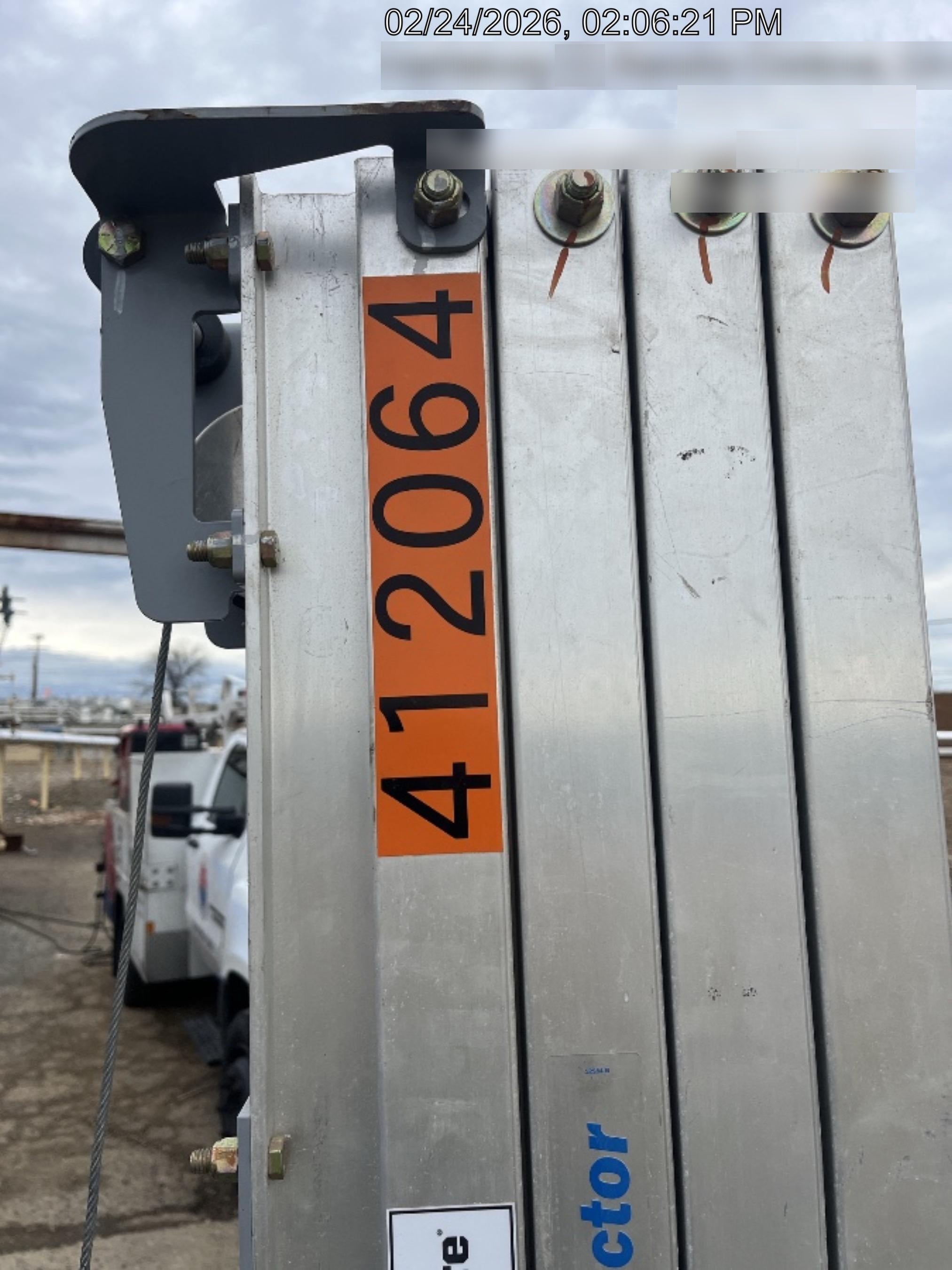 2024 GENIE SLC-24