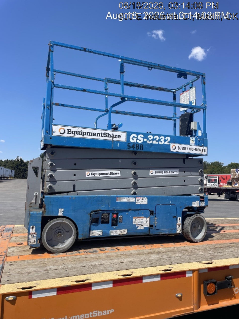 2017 Genie GS-3232 Genie GS3232 32' Scissor Lift