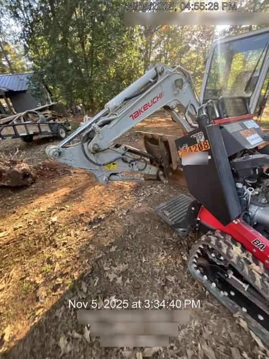 2020 TAKEUCHI TB-235-2CR