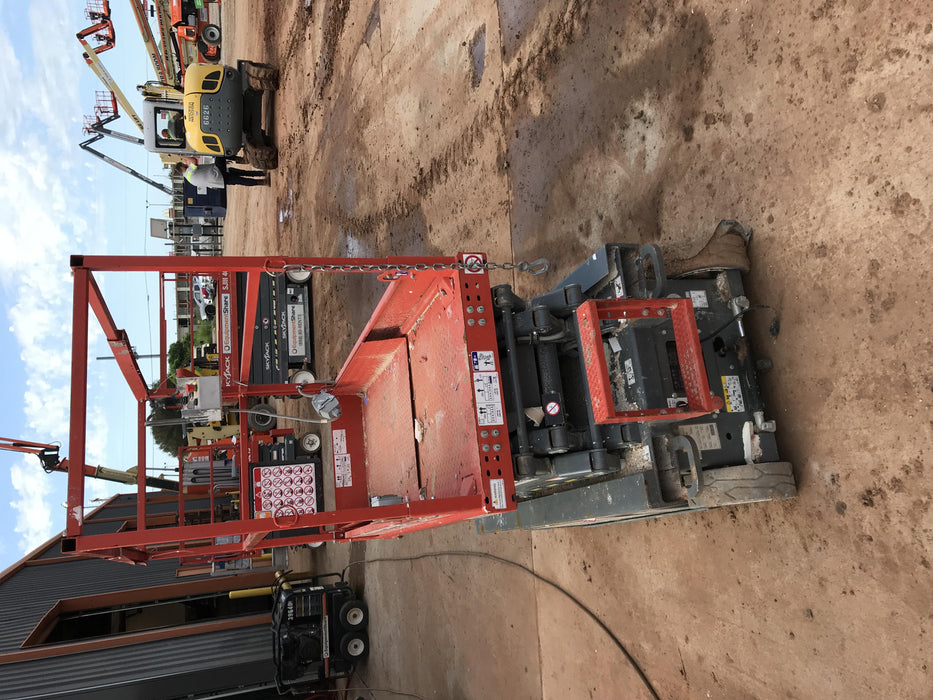 2019 Skyjack SJIII-3219 Solid NM Tires, Half height spring hinged entry gate, Dual Beacons, 800W Inverter