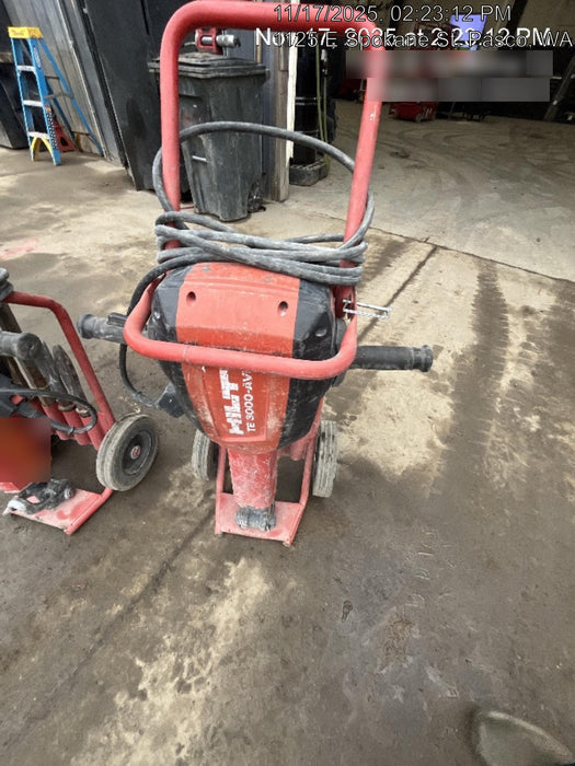 2020 HILTI TE 3000-AVR