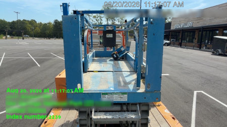 2019 Genie GS-2632 Folding rails with half height swing gate