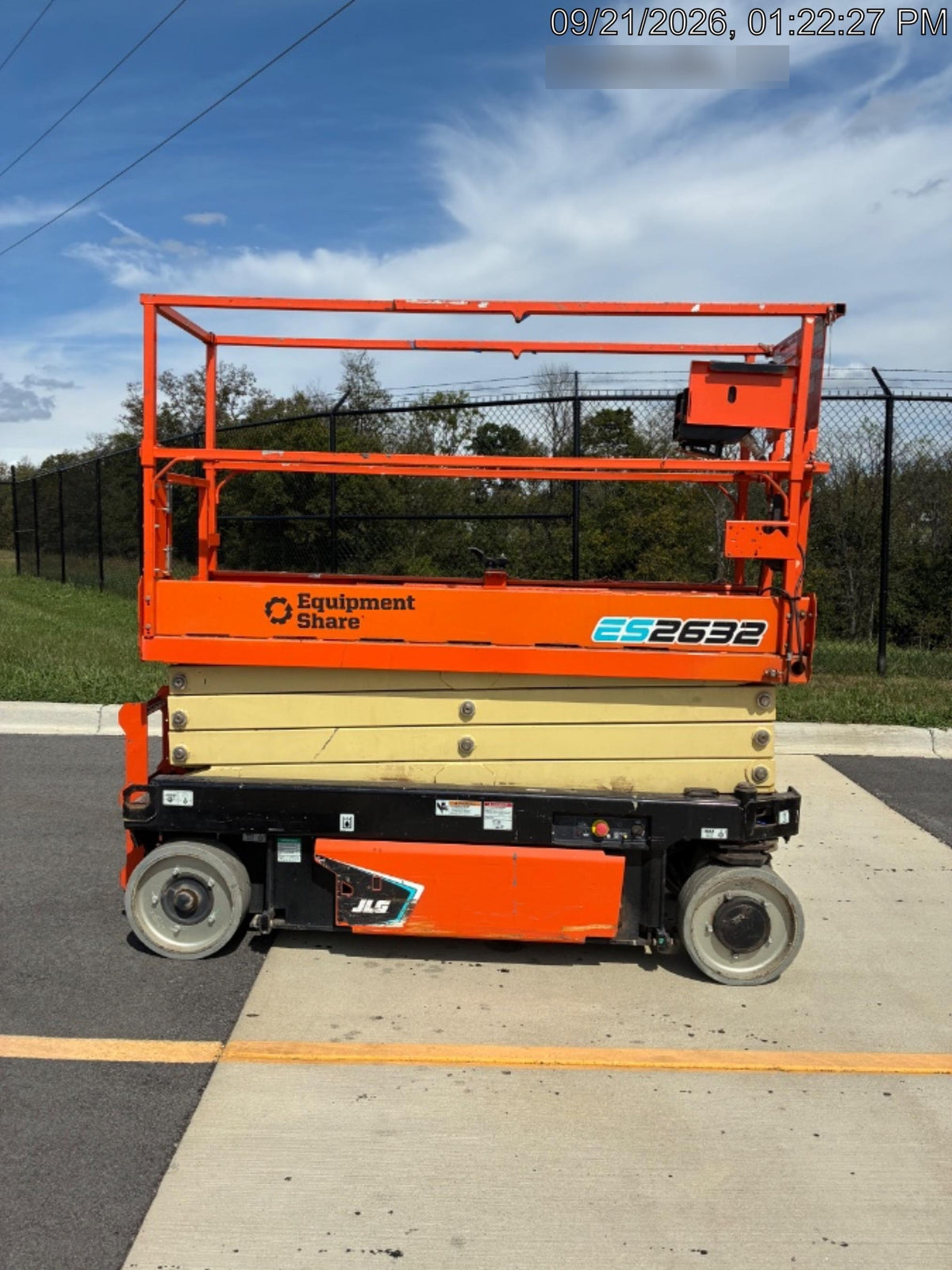 2022 JLG ES2632