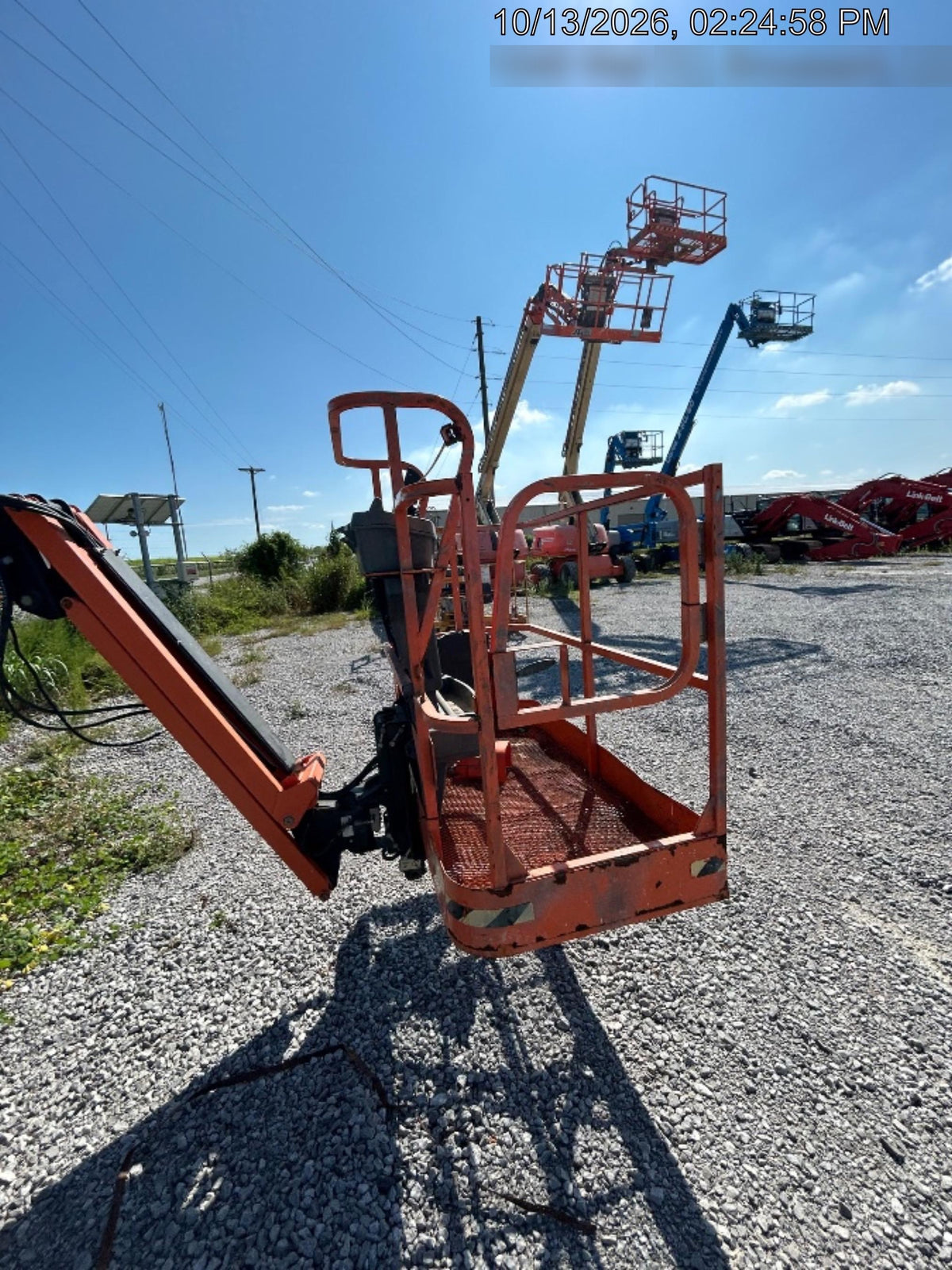 2022 JLG 340AJ