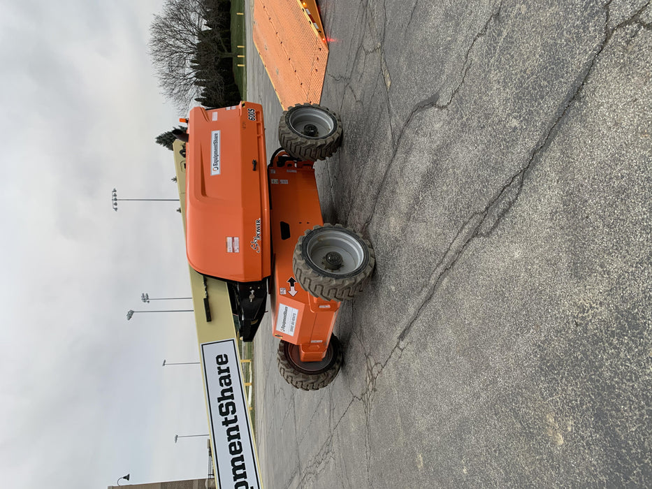 2020 JLG 600S