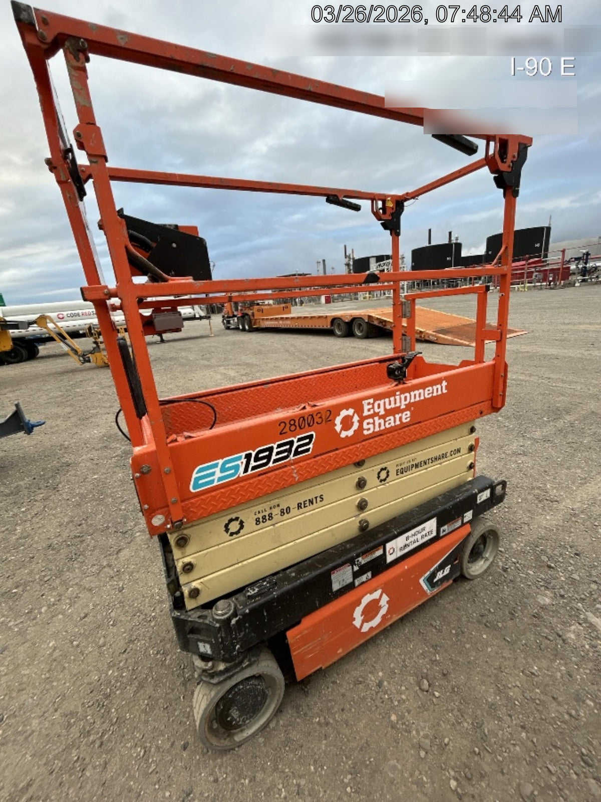 2022 JLG ES1932