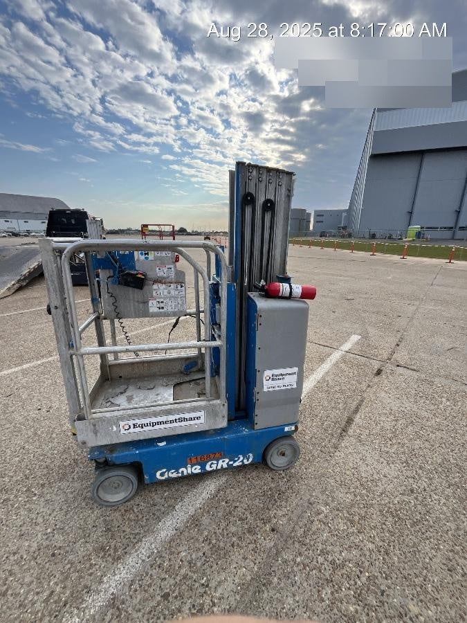 2020 GENIE GR-20